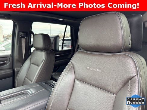 Used 2021 GMC Yukon Denali w/ Denali Premium Package image 20