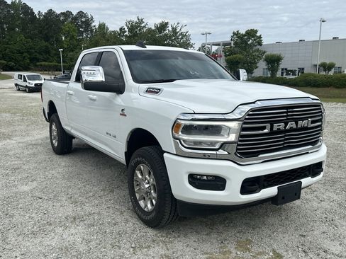 Used 2024 RAM 2500 Laramie w/ Safety Group AWD/4WD image 3