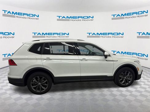 Used 2023 Volkswagen Tiguan SE image 6
