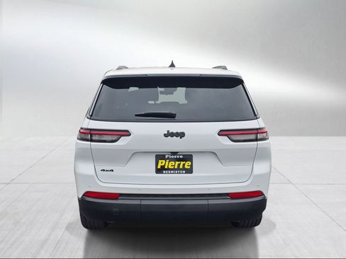 New 2025 Jeep Grand Cherokee L Altitude image 5