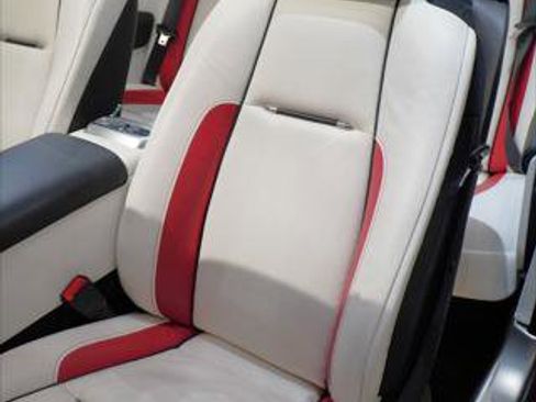 Used 2017 Rolls-Royce Dawn Standard image 21