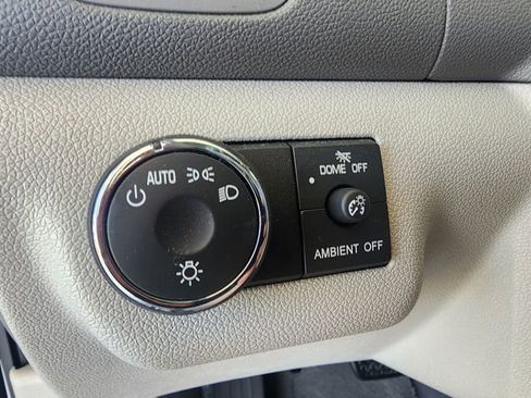 Used 2016 Buick Enclave Premium w/ Experience Buick Package FWD image 28