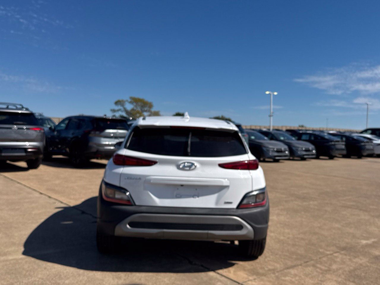 Used 2023 Hyundai Kona SE AWD/4WD image 22