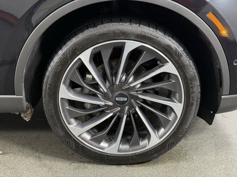 Used 2022 Lincoln Aviator Reserve w/ Equipment Group 201A image 11