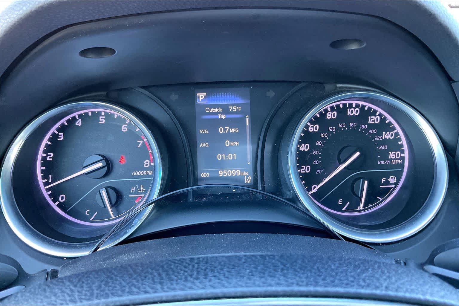 Used 2018 Toyota Camry SE FWD image 25