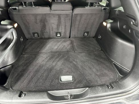 Used 2015 Jeep Cherokee Latitude FWD image 28