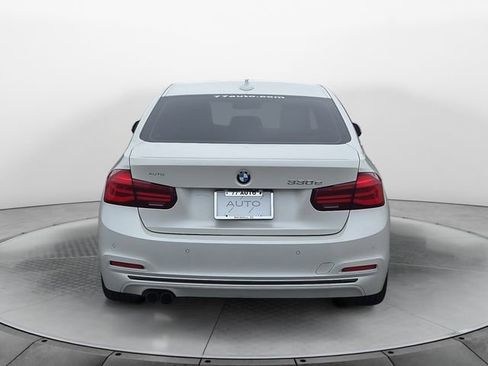 Used 2018 BMW 330e image 4