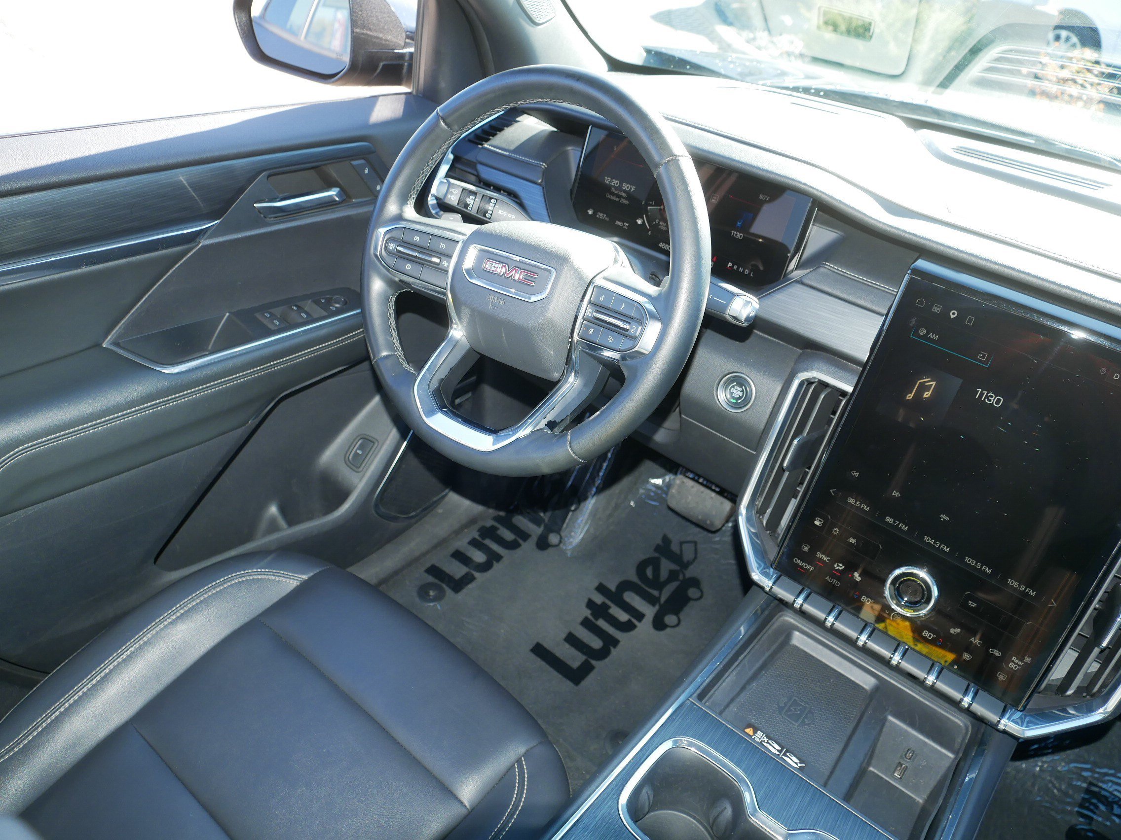 Used 2024 GMC Acadia Elevation AWD/4WD image 9