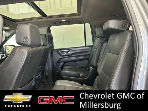 Used 2021 Chevrolet Suburban LT AWD/4WD image 21