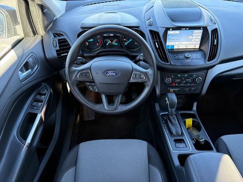 Used 2019 Ford Escape SE image 21