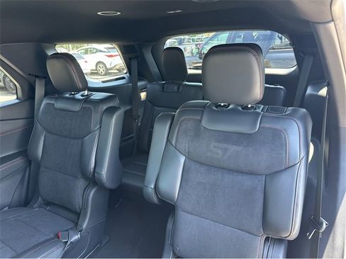 New 2025 Ford Explorer ST image 18