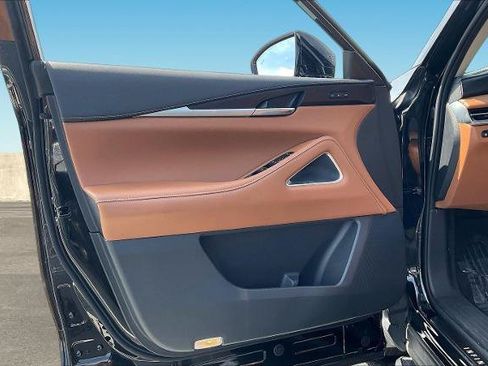 Certified 2023 INFINITI QX60 Sensory w/ Vision Package AWD/4WD image 19