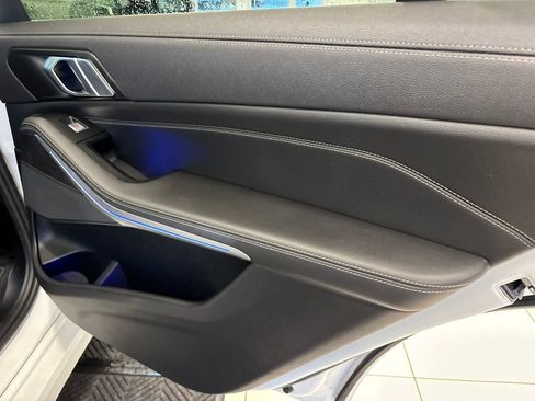 Used 2022 BMW X7 xDrive40i w/ Luxury Seating Package image 35