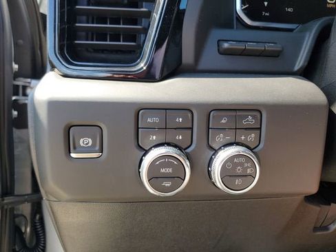 New 2026 GMC Sierra 2500 AT4 w/ AT4 Premium Plus Package AWD/4WD image 31