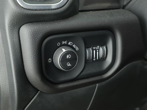 Used 2024 RAM 2500 Laramie w/ Sport Appearance Package image 16