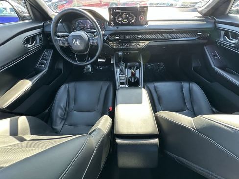 Used 2023 Honda Accord Sport image 29