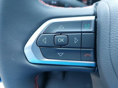 Used 2023 Jeep Compass Trailhawk w/ Trailer Tow Group image 21