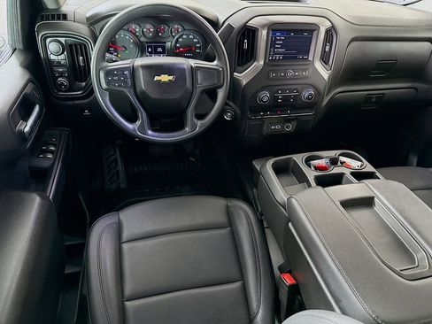 Used 2025 Chevrolet Silverado 1500 W/T w/ Trailering Package AWD/4WD image 16