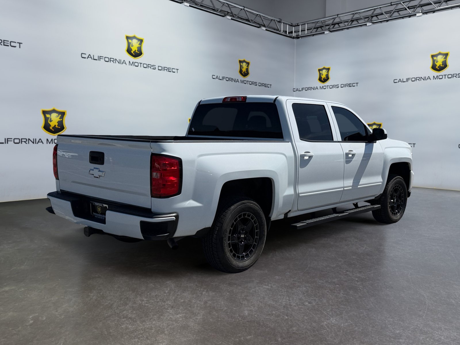 Used 2017 Chevrolet Silverado 1500 LT w/ All Star Edition AWD/4WD image 5