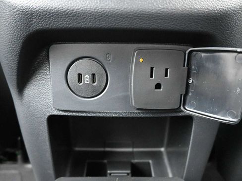 New 2026 Ford Explorer ST-Line w/ ST-Line Street Pack image 16