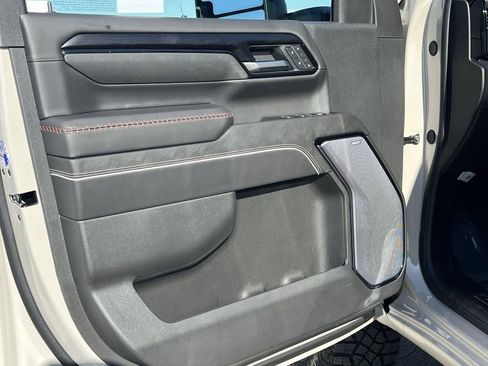 New 2026 GMC Sierra 2500 AT4X image 10