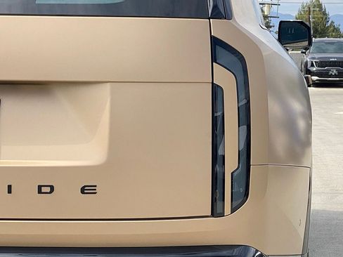 New 2027 Kia Telluride SX X-Line AWD/4WD image 4