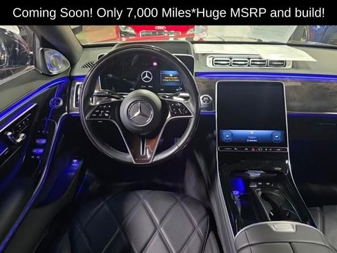 Used 2021 Mercedes-Benz Maybach S 580 4MATIC image 3