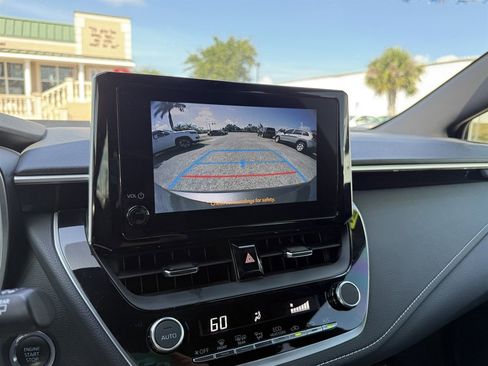 Used 2023 Toyota Corolla SE FWD image 15