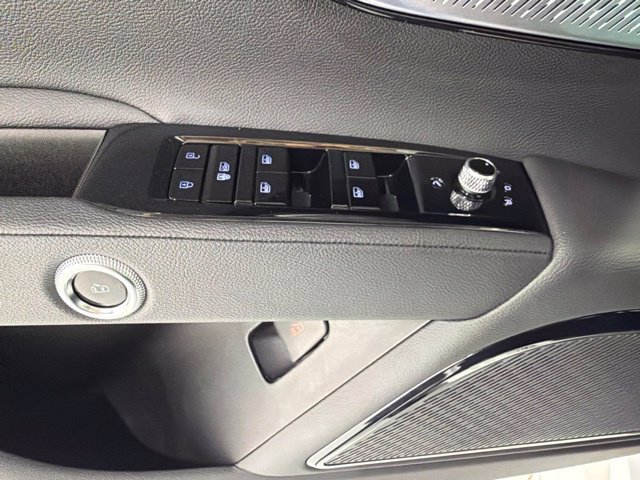 Used 2023 Maserati Grecale GT AWD/4WD image 11