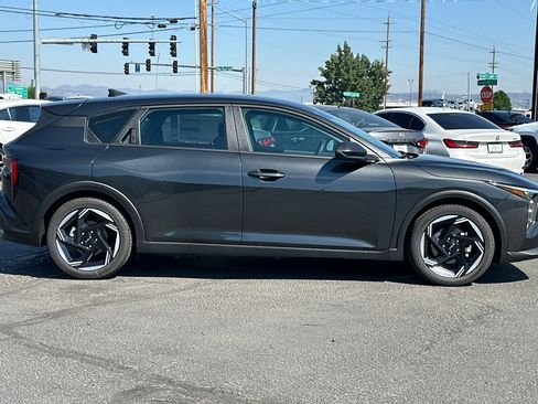 New 2026 Kia K4 EX FWD image 3