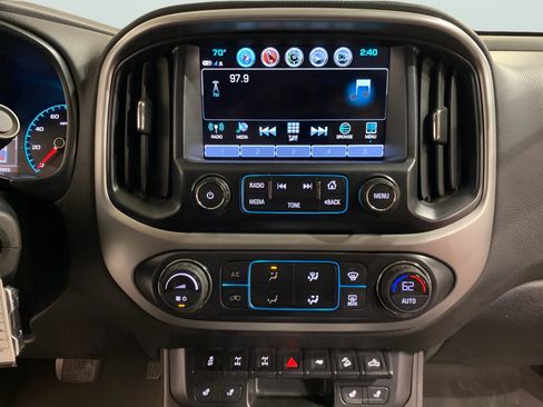 Used 2018 Chevrolet Colorado ZR2 image 18