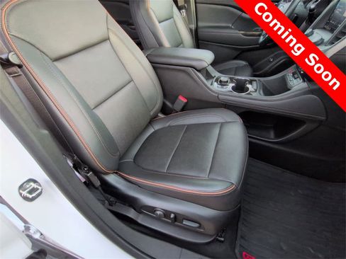 Used 2023 GMC Acadia AT4 w/ Preferred Package image 23