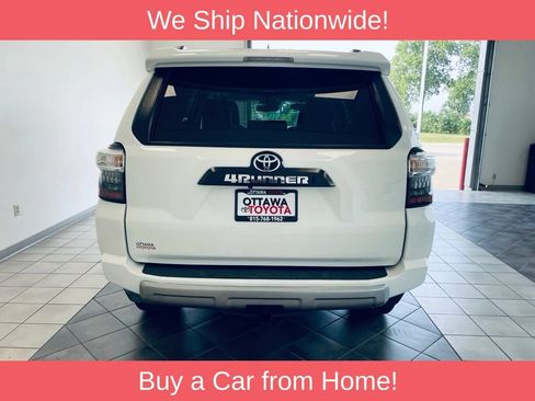 Used 2023 Toyota 4Runner TRD Off-Road Premium w/ Moonroof Package AWD/4WD image 7