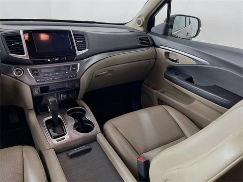 Used 2017 Honda Ridgeline RTL-T image 26