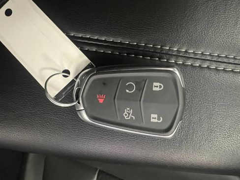 Used 2015 Cadillac XTS FWD image 31