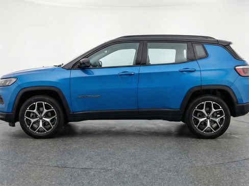 Used 2025 Jeep Compass Limited AWD/4WD image 5