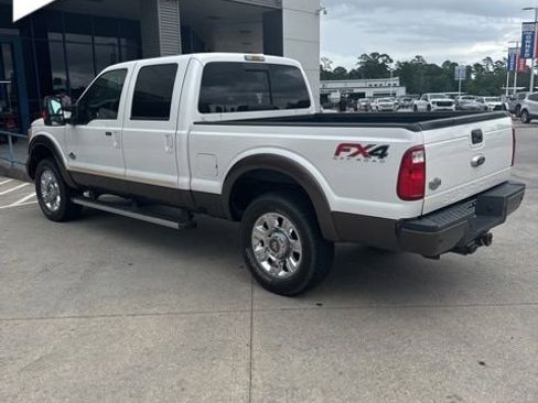 Used 2015 Ford F250 King Ranch w/ FX4 Off-Road Package AWD/4WD image 4