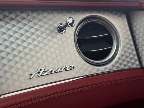 Used 2023 Bentley Continental GT Azure image 46