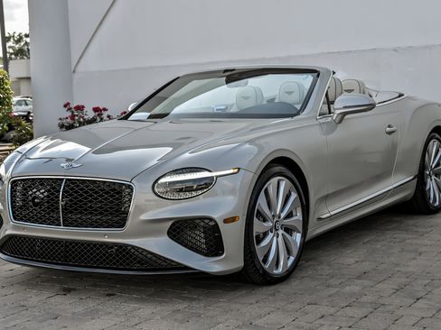 New 2026 Bentley Continental GTC AWD/4WD image 4