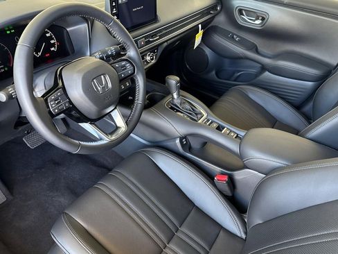 Certified 2026 Honda HR-V EX-L image 4