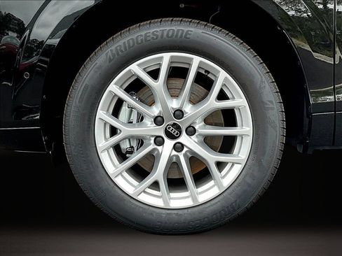New 2026 Audi Q3 quattro 2.0T AWD/4WD image 13