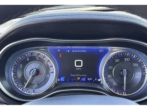 Used 2022 Chrysler 300 Touring L w/ Popular Equipment Group image 16