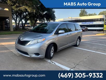 Used 2013 Toyota Sienna LE