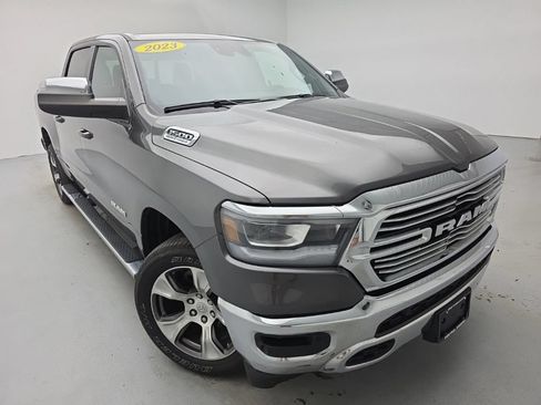 Used 2023 RAM 1500 Laramie AWD/4WD image 2