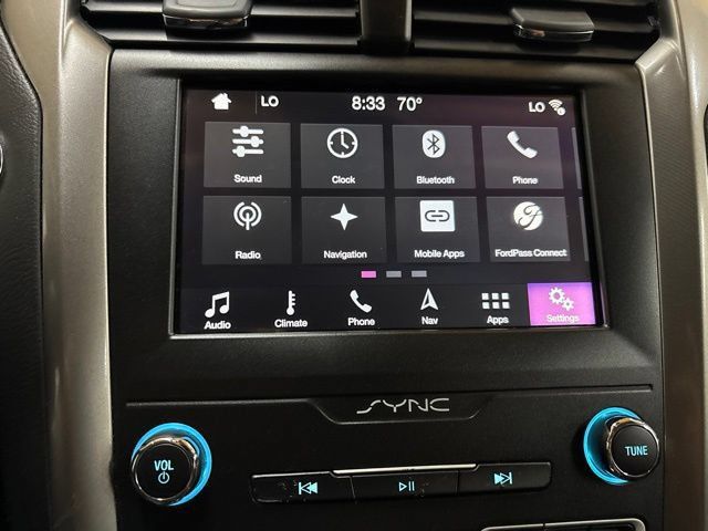 Used 2019 Ford Fusion SE FWD image 40