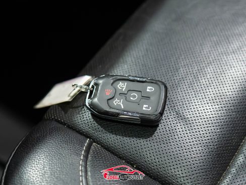 Used 2019 GMC Yukon XL SLT w/ Premium Edition image 52