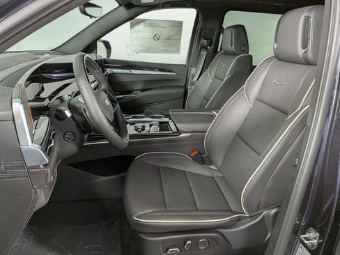 New 2026 Cadillac Escalade ESV Luxury w/ Touring Package AWD/4WD image 20