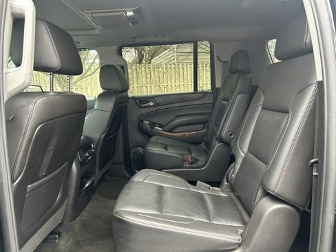 Used 2016 Chevrolet Suburban LTZ image 20