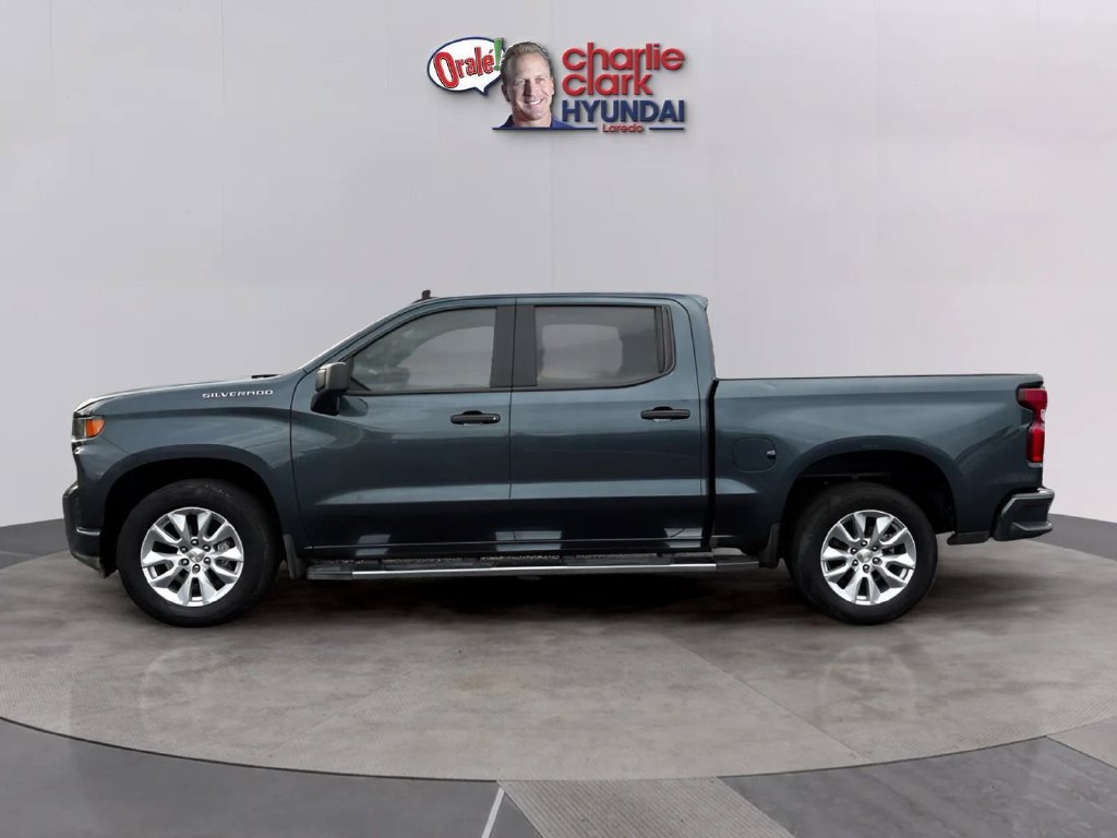 Used 2020 Chevrolet Silverado 1500 Custom w/ Custom Value Package RWD image 2