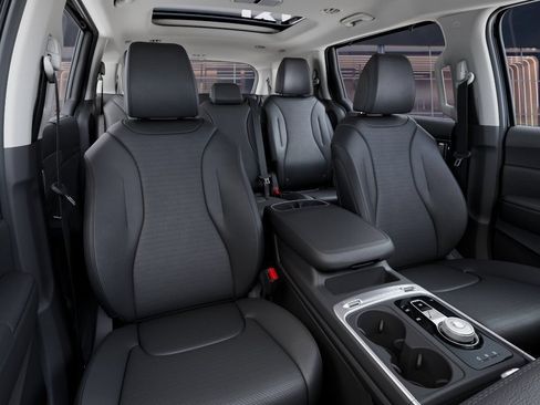New 2026 Kia Carnival SX Prestige FWD image 15